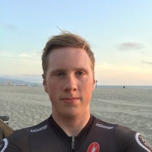 Meet your Posher, Ellis